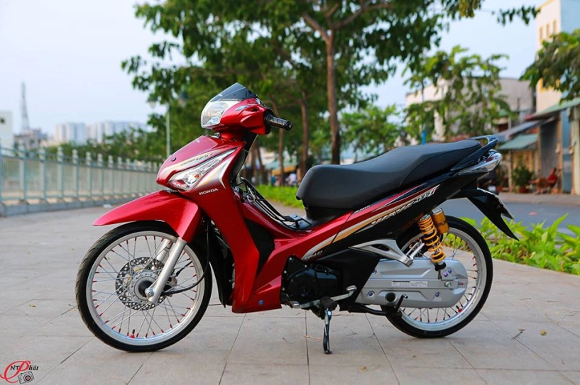 Wave 125i độ siêu đẹp khoe dáng chiều nắng tàn - 2