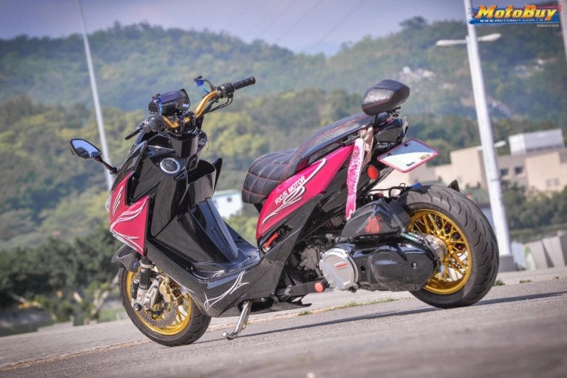 Yamaha force 155 độ - nữ thần cá tính với tone màu hồng của biker xứ đài - 11