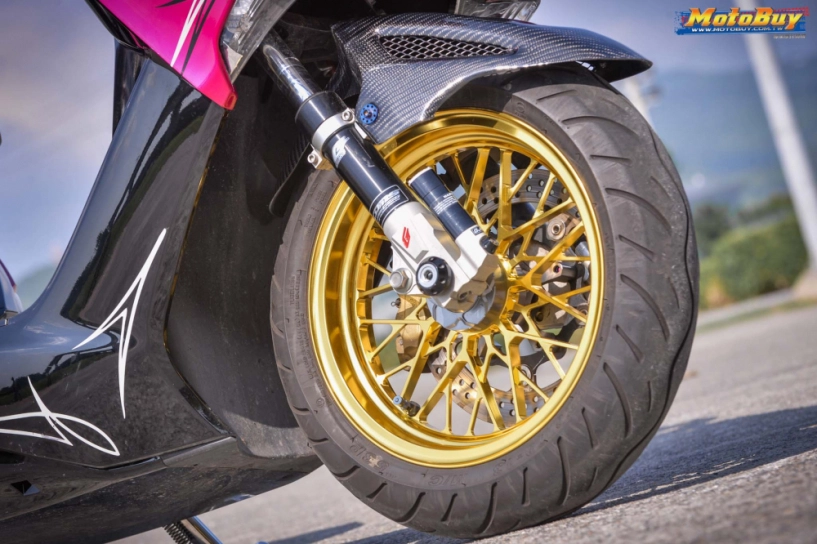 Yamaha force 155 độ - nữ thần cá tính với tone màu hồng của biker xứ đài - 5