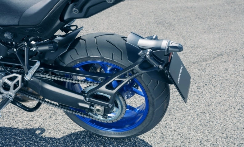 Yamaha niken - chi tiết video môtô ba bánh bản thương mại đầu tiên - 5