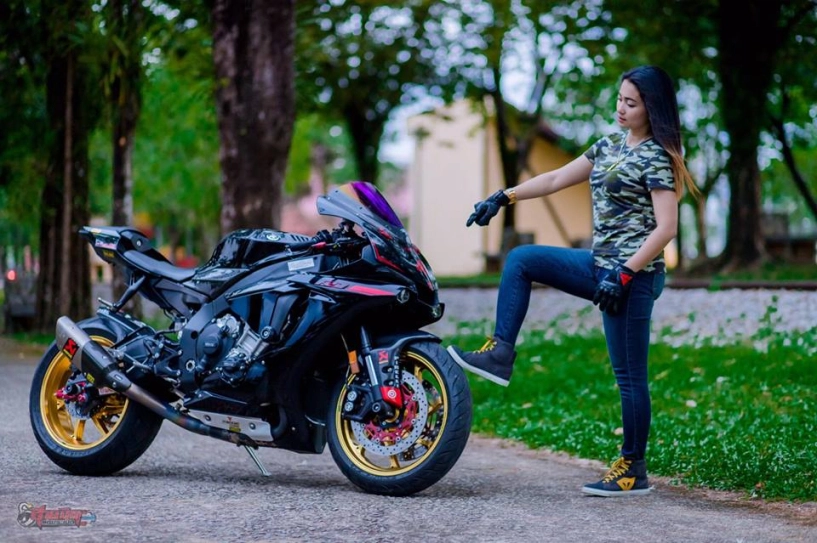 Yamaha r1 siêu phẩm đường phố diện kiến cùng nữ biker thái - 5