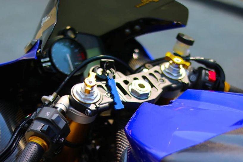 Yamaha r1 superbike danh tiếng trong làng pkl nâng cấp đầy tinh tế - 5