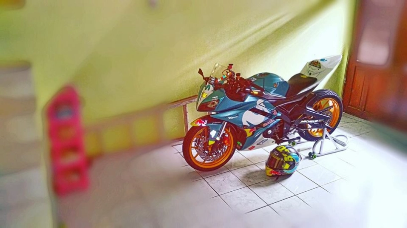 Yamaha r15 độ - con quái thú hầm hố ngủ quên của biker indo - 1
