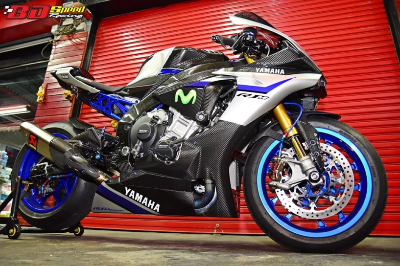 Yamaha r1m đầy sức hấp dẫn với body carbon fiber - 1