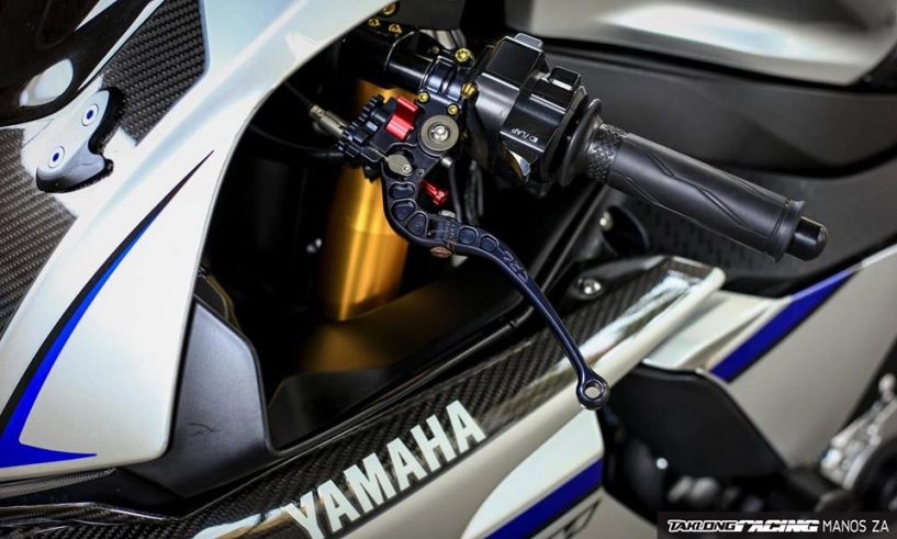 Yamaha r1m siêu mô tô giới hạn độ cuốn hút với dàn option hạng nặng - 6
