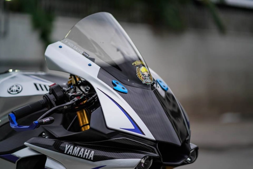 Yamaha r1m thay đổi nhẹ nhàng đầy nổi bật - 4
