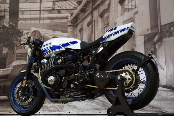 Yamaha xjr1300 cafe racer ronin của motorrad klein - 11