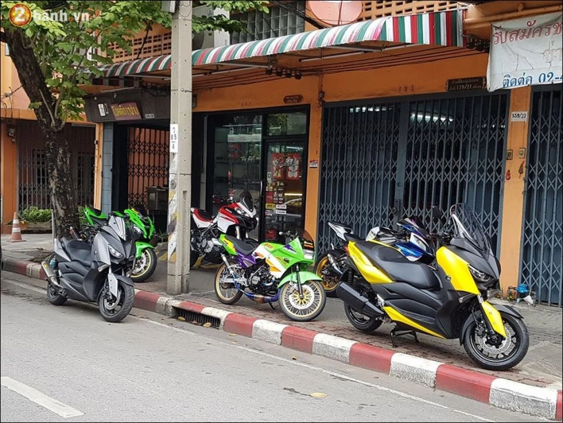 Yamaha xmax bản độ công nghệ đầy lôi cuốn từ đàn anh scooter - 2