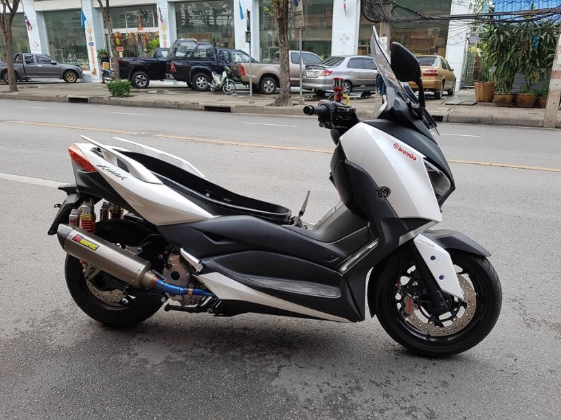 Yamaha xmax300 bản độ đầy nghệ thuật với cấu hình hạng sang - 1