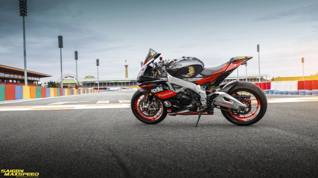 Aprilia rsv4 bản độ siêu cấp ngự trị trên đất việt - 24