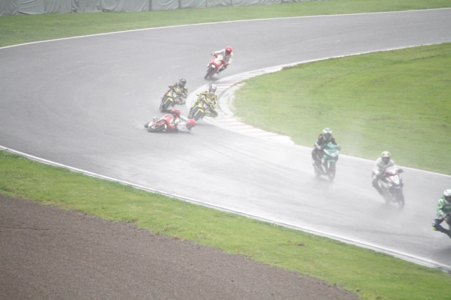 arrc 2019 honda racing vn gặp vận rủi ở chặng 4 tại nhật bản do trời mưa - 8