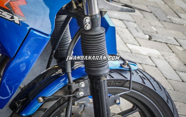 Bât ngưa trươc gsx-r150 đô phong cach cafe racer siêu chât - 8