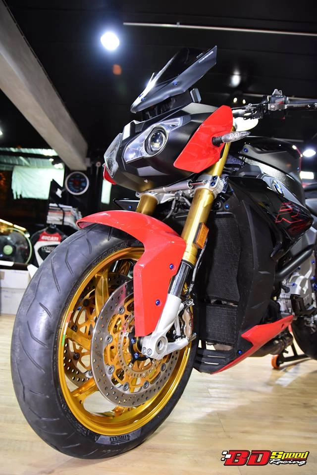 Bmw s1000r vẻ đẹp nóng bỏng đến từ những trang bị đắt tiền - 4