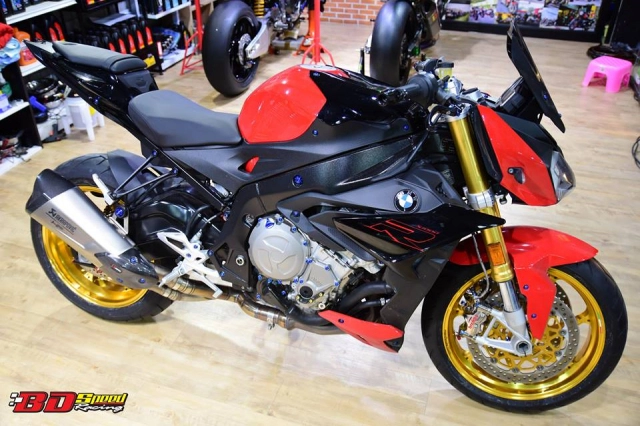 Bmw s1000r vẻ đẹp nóng bỏng đến từ những trang bị đắt tiền - 6