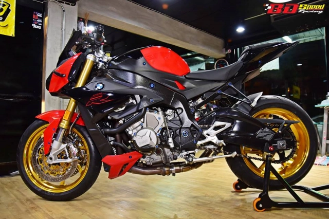 Bmw s1000r vẻ đẹp nóng bỏng đến từ những trang bị đắt tiền - 14