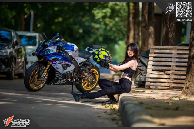 Bmw s1000rr đọ dáng cùng nữ biker thái làm điêu đứng tín đồ mê xe độ - 10