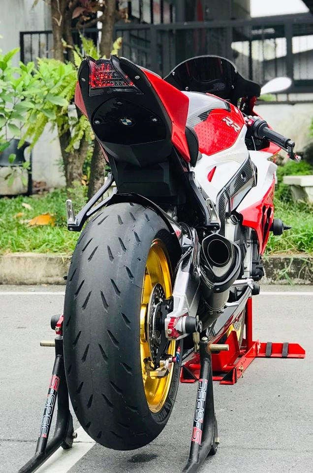 Bmw s1000rr độ gây tê tái người xem với màu áo đỏ tươi đón xuân 2019 - 10