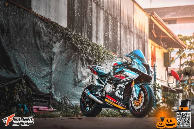 Bmw s1000rr độ hấp dẫn với bộ cánh thể thao cùng dàn đồ chơi sắc bén - 1