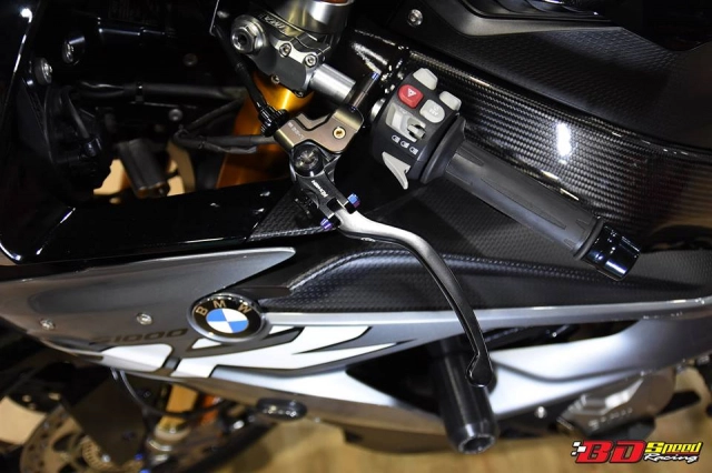 Bmw s1000rr độ - sự trở lại đầy mê hoặc của quái vật đức - 6