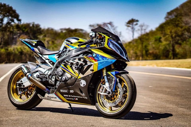 Bmw s1000rr khoe dáng đầy hiệu quả từ bối cảnh ấn tượng - 3