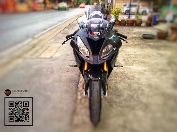 Bmw s1000rr lột xác không tưởng từ dàn chân chói lòa - 2