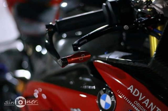 Bmw s1000rr rực rỡ với gói trang bị chi tiết - 5