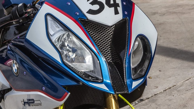 Bmw s1000rr thế hệ cũ sành điệu bên dàn option đặc chủng - 3