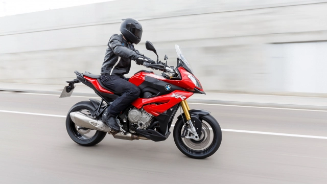 Bmw s1000xr 2019 rượu mới bình cũ có giá từ 579 triệu vnd tại việt nam - 3