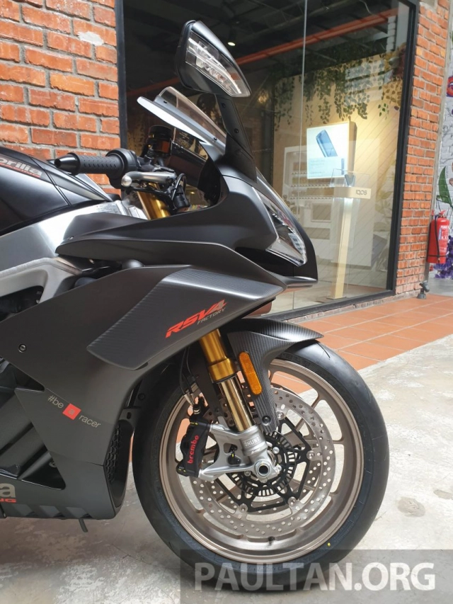 Cận cảnh aprilia rsv4 1100 factory 2019 với giá gần 1 tỷ vnd - 16