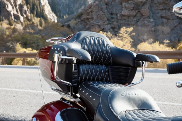 Cận cảnh indian roadmaster elite limited edition 2019 giá gần 1 tỷ đồng - 18