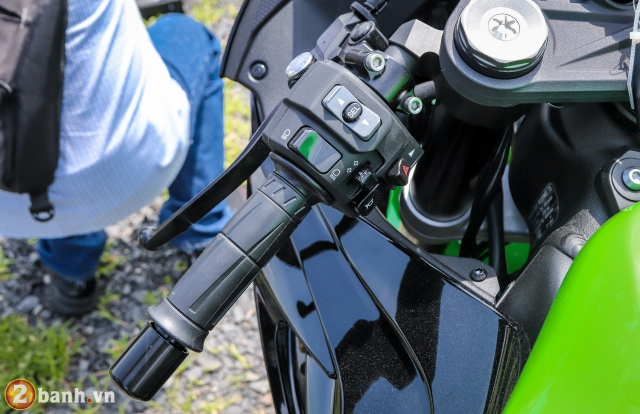 Cận cảnh kawasaki ninja zx-6r 2019 đầu tiên về việt nam - 22