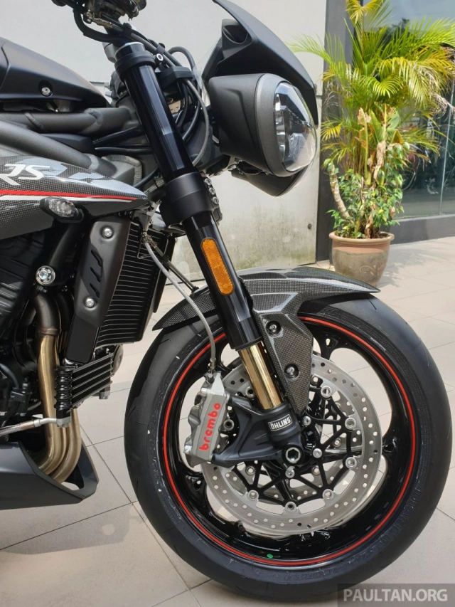 Cận cảnh triumph speed triple 1050 rs 2019 được trang bị tối tân với mức giá vô cùng hấp dẫn - 28