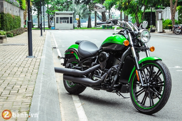 Chi tiết kawasaki vulcan 900 custom 2018 đầu tiên tại việt nam - 2