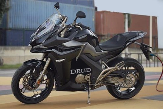 Druid motorcycle - thương hiệu mỹ tạo ra mẫu xe điện hybrid với công suất tối đa 230hp - 7
