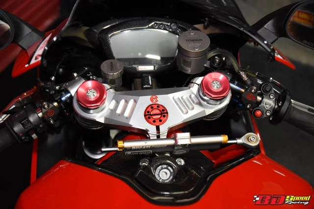 Ducati 848 evo corse siêu đẹp trong một bản độ tối tân về công nghệ - 4