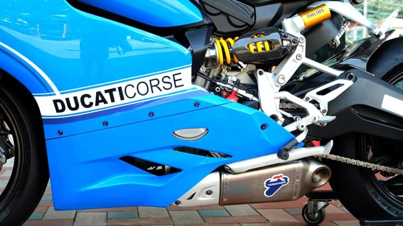 Ducati 899 panigale thoát xác ngoạn mục cùng version blue pestronas - 15