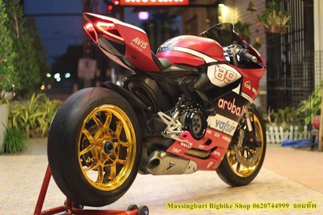 Ducati 899 panigale vẻ đẹp bốc cháy với phong cách superbike - 5