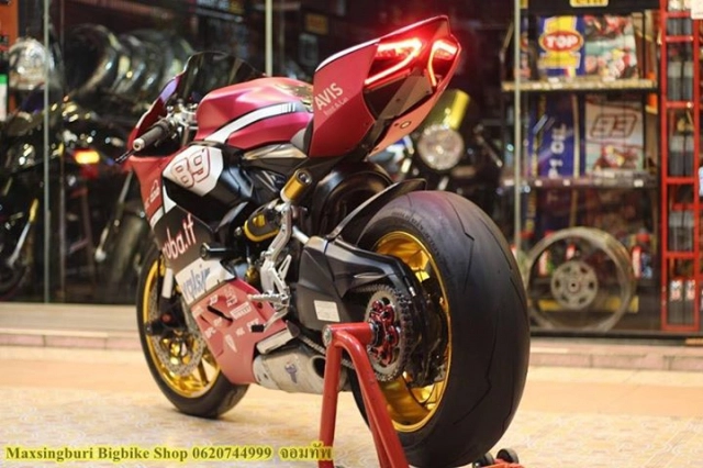 Ducati 899 panigale vẻ đẹp bốc cháy với phong cách superbike - 6
