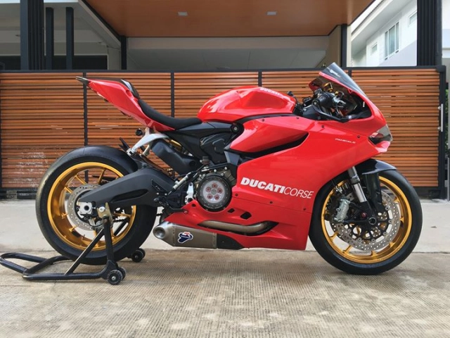 Ducati 899 panigale vẻ đẹp sáng bóng với dàn chân hàng hiệu - 3