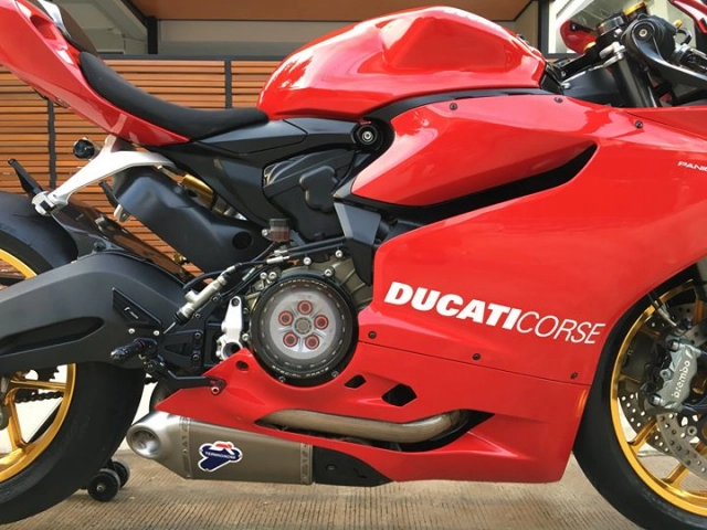 Ducati 899 panigale vẻ đẹp sáng bóng với dàn chân hàng hiệu - 9