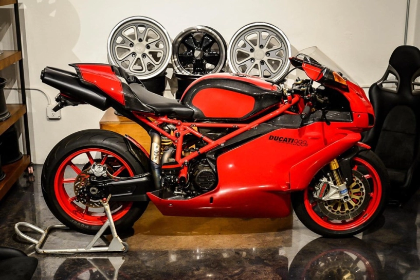 Ducati 999r hồi sinh trong diện mạo full carbon đẹp mê hồn - 10