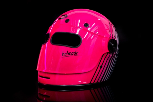 Ducati 999s tuyệt phẩm độ từ thương hiệu nón bảo hiểm helmade - 4