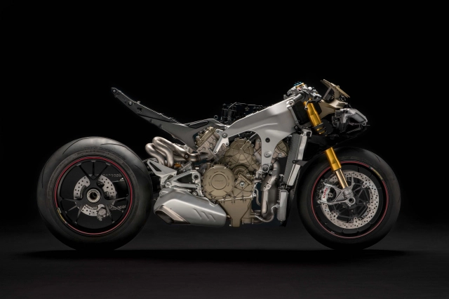 Ducati có kế hoạch chuyển các tính năng của desmosedicigp18 lên panigale v4 đời tiếp theo - 2