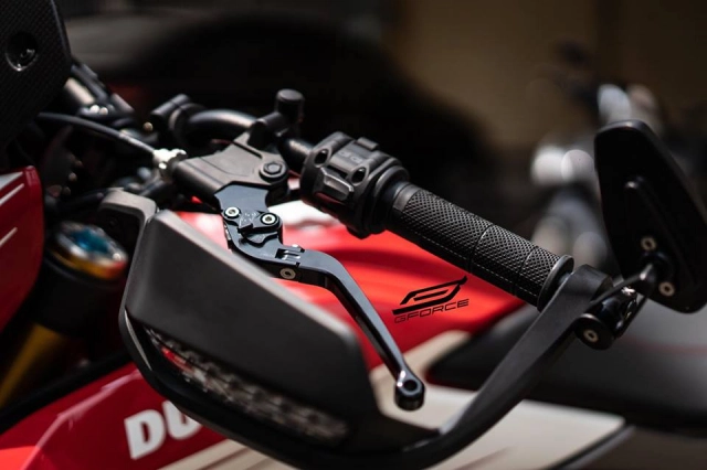 Ducati hypermotard 939 sp độ cuốn hút với những nâng cấp đáng giá - 5