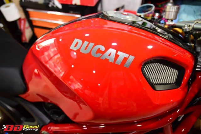 Ducati monster 1100s độ cực chất với dàn chân khủng - 8