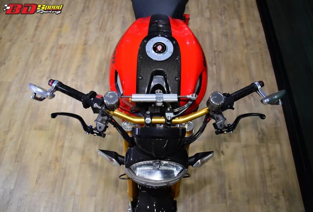 Ducati monster 1100s vẻ đẹp hùng hồn của gã quái vật ý trên đất thái - 5
