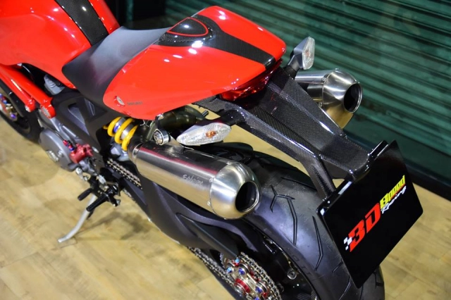 Ducati monster 1100s vẻ đẹp hùng hồn của gã quái vật ý trên đất thái - 12