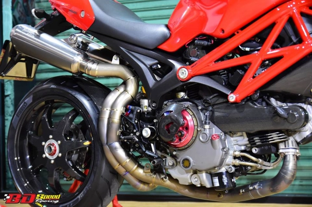 Ducati monster 1100s vẻ đẹp hùng hồn của gã quái vật ý trên đất thái - 20