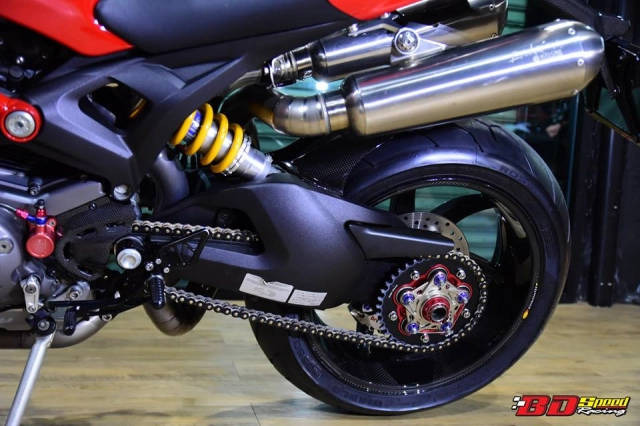 Ducati monster 1100s vẻ đẹp hùng hồn của gã quái vật ý trên đất thái - 34