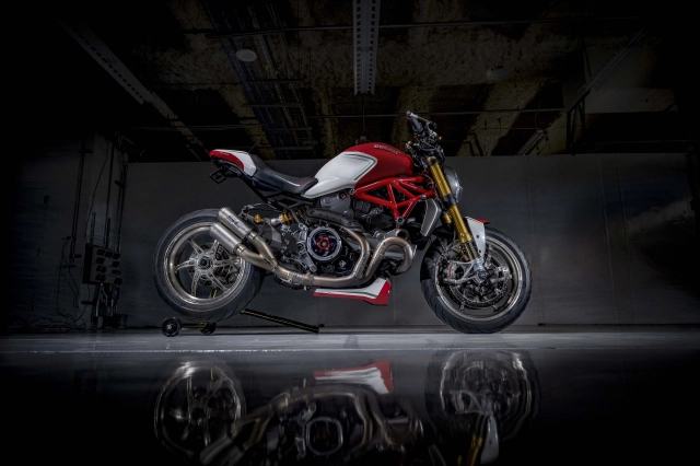 Ducati monster 1200 phiên bản tricolore từ motovation - 17